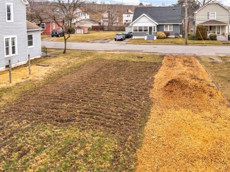 52 Norwood Street , Barberton, OH 44203 Photo 3