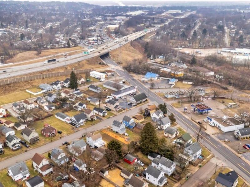 52 Norwood Street , Barberton, OH 44203 Photo 7