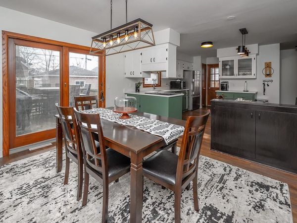 207 Douglass AVENUE, Waukesha, WI 53186