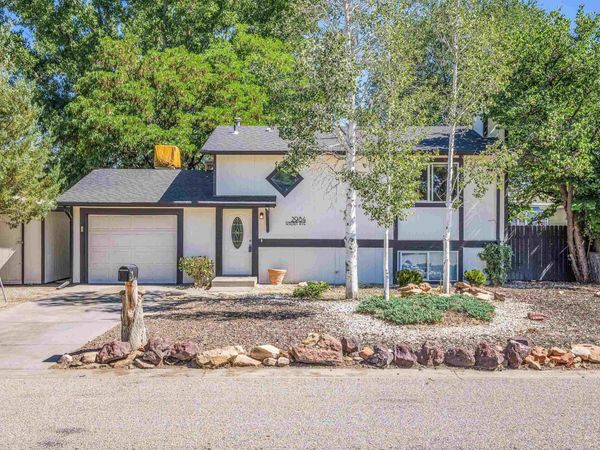 2984 Walnut Avenue, Grand Junction, CO 81504