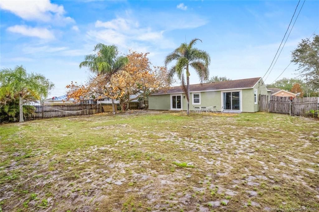 1090 SW Janette Avenue, Port Saint Lucie, FL 34953 Photo