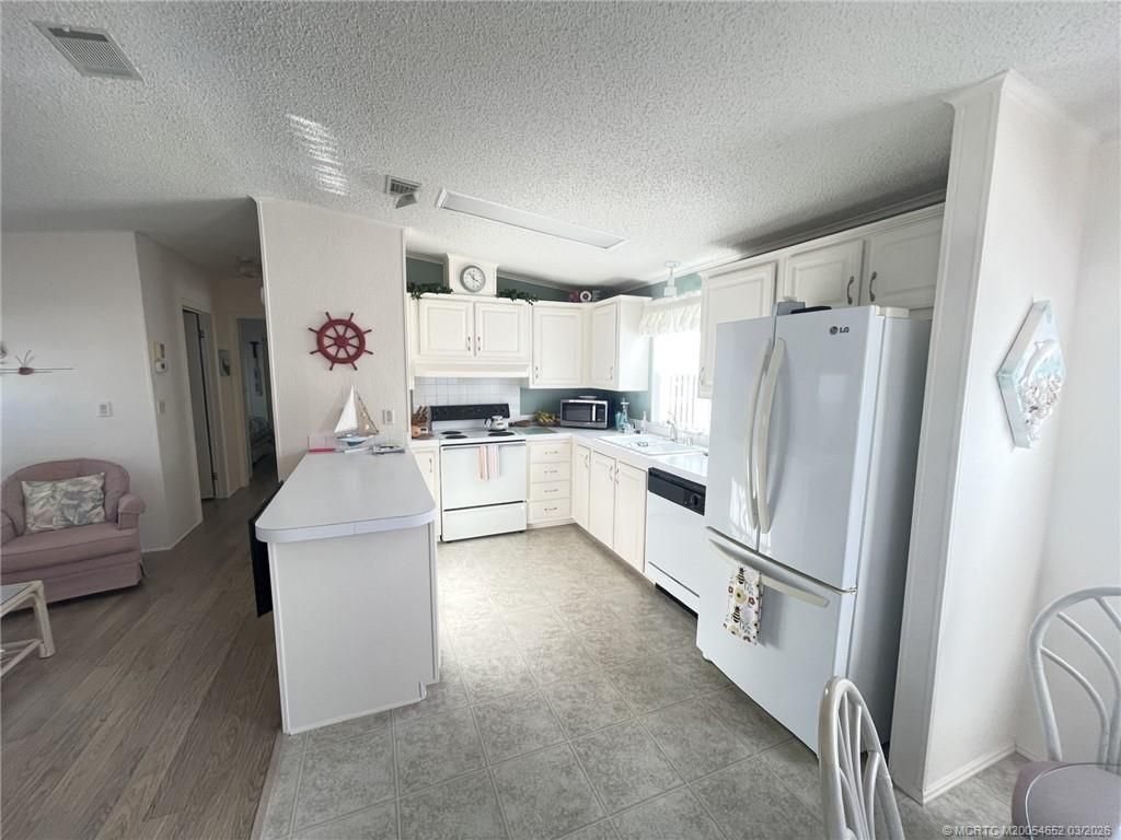 1318 Nettles Boulevard, Jensen Beach, FL 34957 Photo