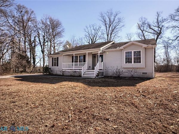 144 Hickory Hill Lane , Lancaster, VA 22503