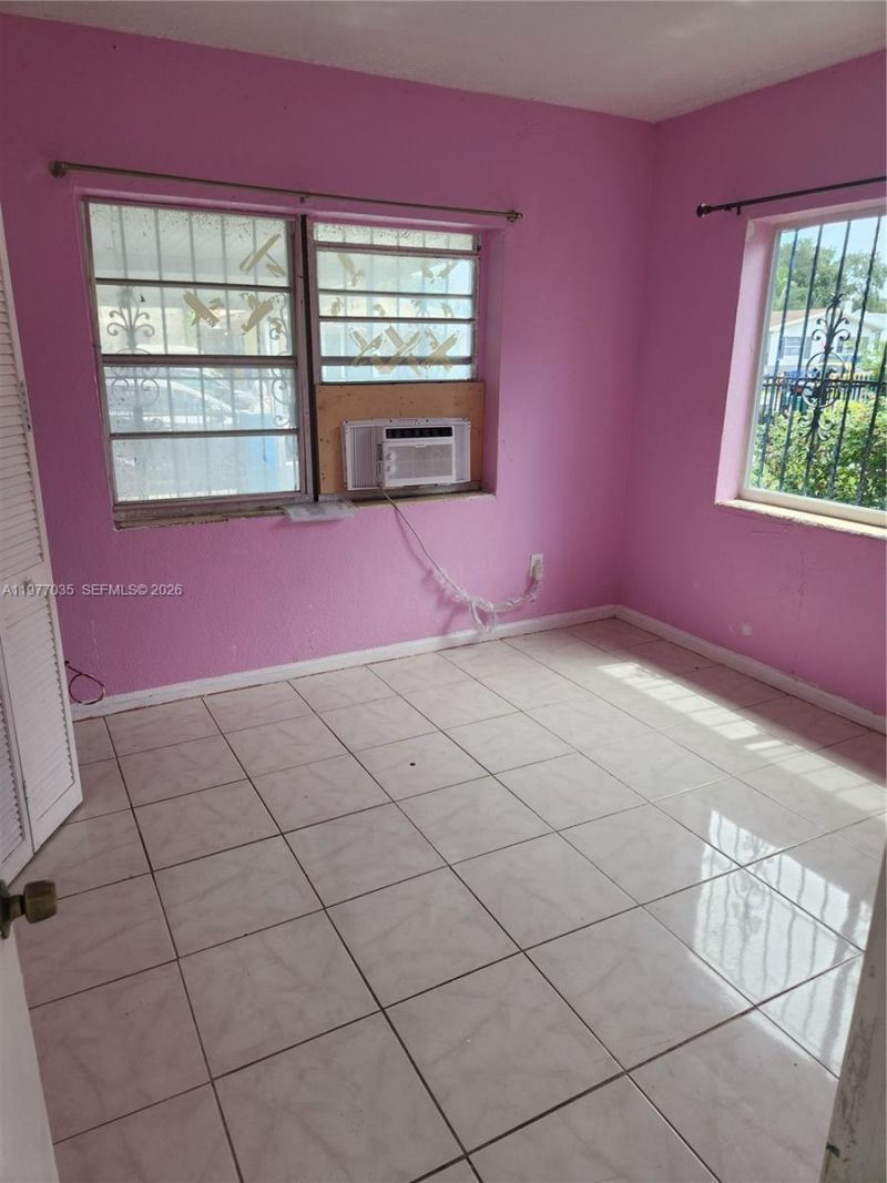6950 NW 6th Ct , Unit 1, Miami, FL 33150 Photo