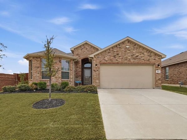 501 Frenchpark Drive , Fort Worth, TX 76052