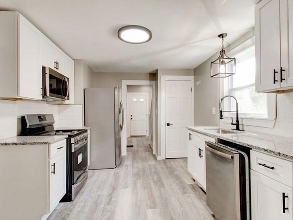 63 Oak St, Ludlow, MA 01056