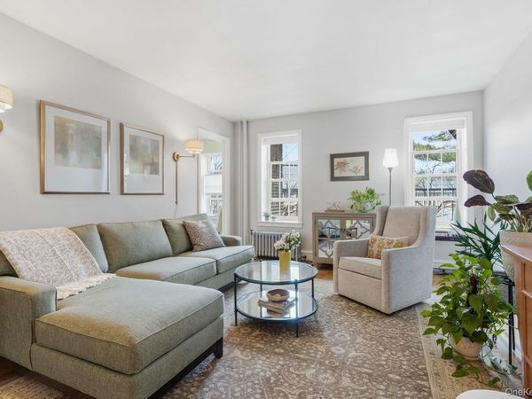 300 S Broadway, Unit 2D, Tarrytown, NY 10591