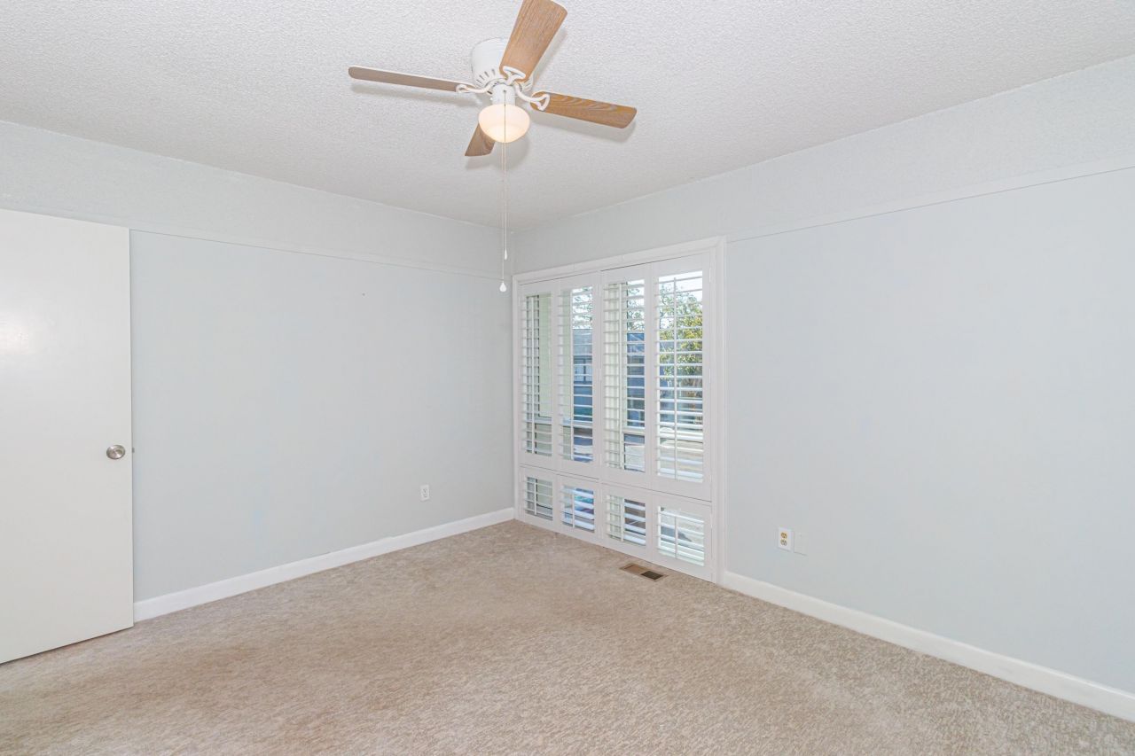 320 Salt Marsh Circle  Photo 31