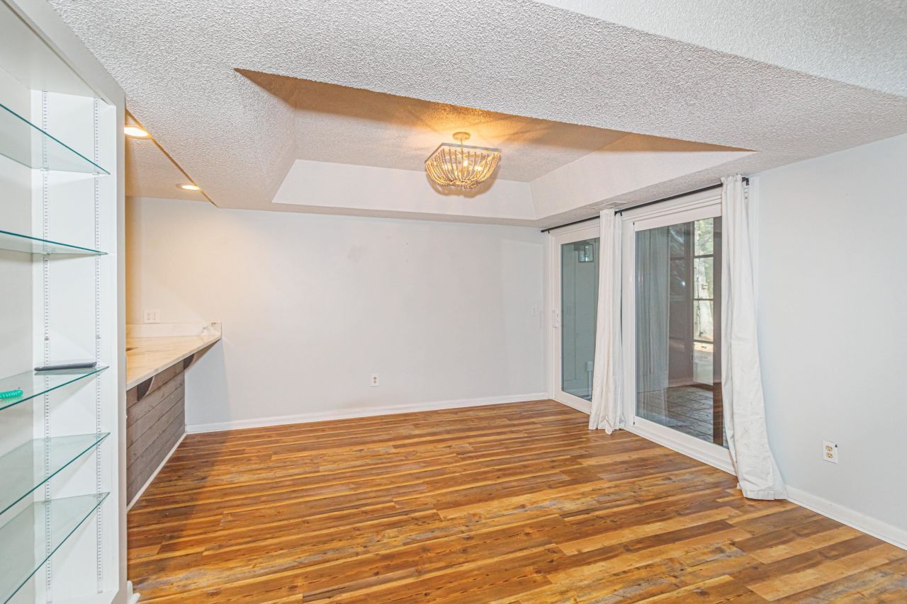 320 Salt Marsh Circle  Photo 8