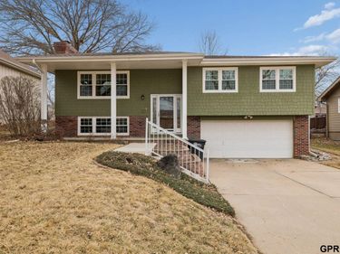 1811 S 139Th Street , Omaha, NE 68144