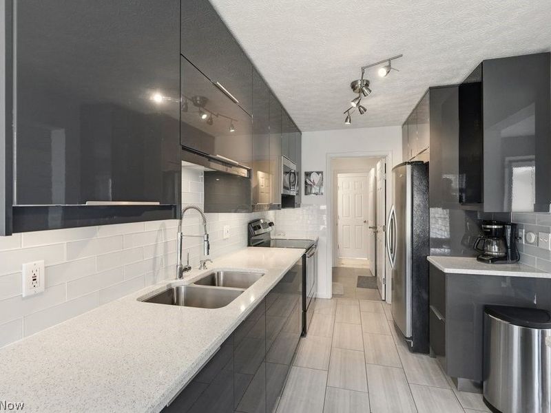 4021 Falconswalk Court, Unit 14, Stow, OH 44224 Photo 15