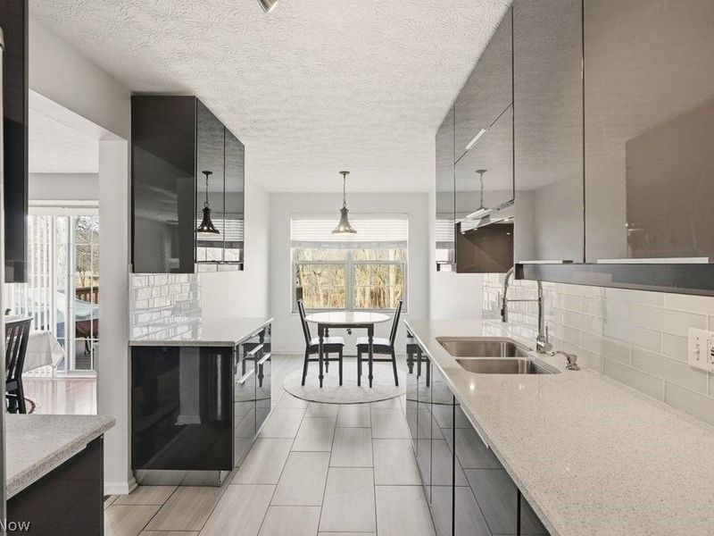 4021 Falconswalk Court, Unit 14, Stow, OH 44224 Photo 18