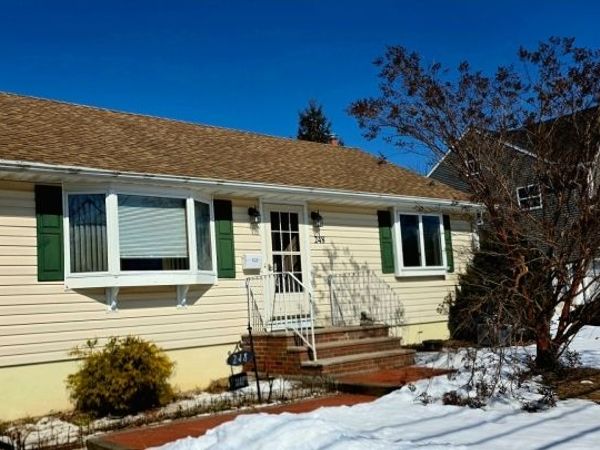 248 Main St, Middletown, NJ 07758