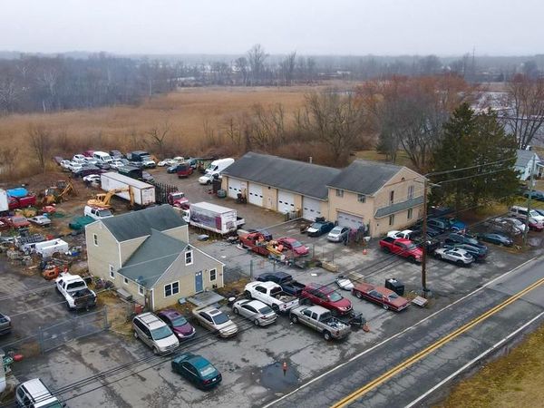 327 AIRPORT ROAD, NEW CASTLE, DE 19720