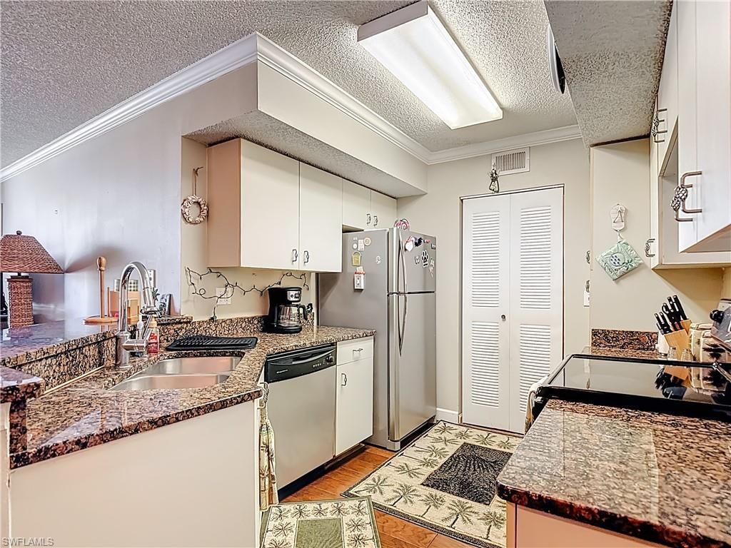 13505 Eagle Ridge Dr, Unit 423, Fort Myers, FL 33912 Photo