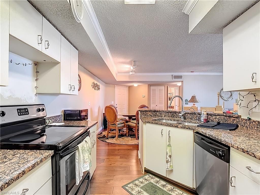 13505 Eagle Ridge Dr, Unit 423, Fort Myers, FL 33912 Photo