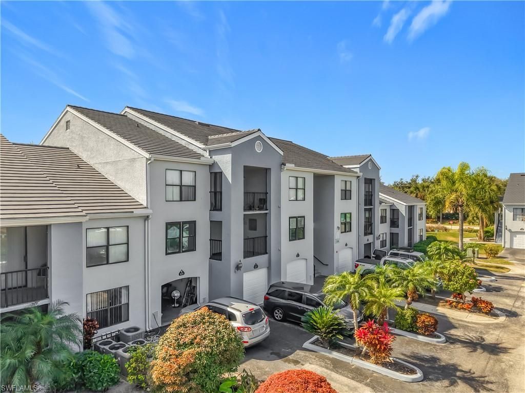 13505 Eagle Ridge Dr, Unit 423, Fort Myers, FL 33912 Photo
