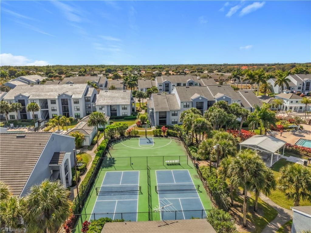 13505 Eagle Ridge Dr, Unit 423, Fort Myers, FL 33912 Photo