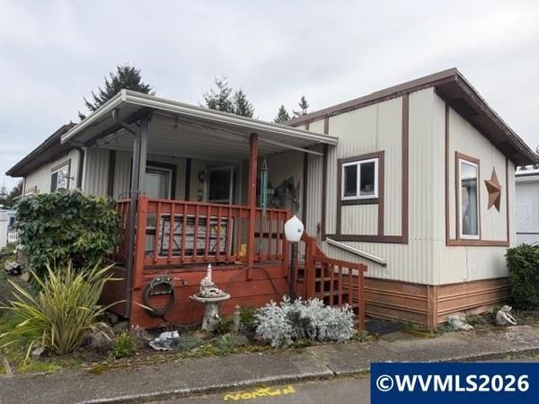 16901 SE Division St, Portland, OR 97236