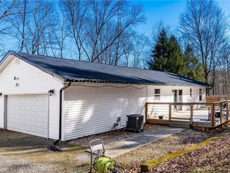 10050 Perryton Road , Frazeysburg, OH 43822 Photo 1