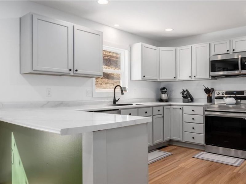 10050 Perryton Road , Frazeysburg, OH 43822 Photo 10