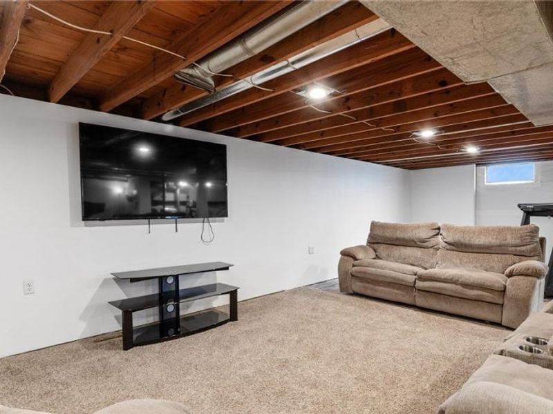 10050 Perryton Road , Frazeysburg, OH 43822 Photo 26