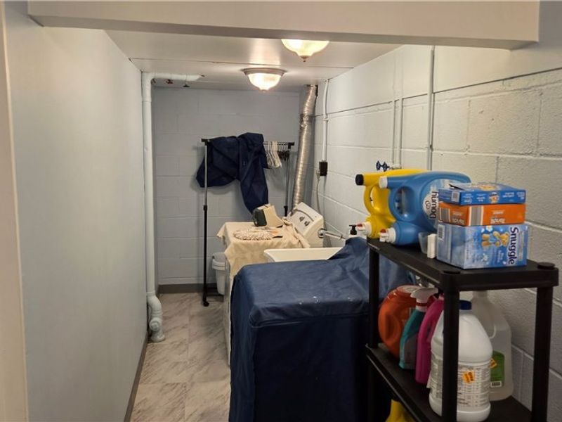 9284 Willow Lane , Olmsted Falls, OH 44138 Photo 15