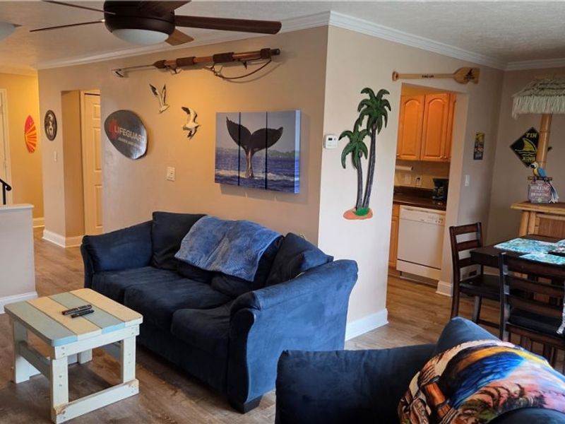 9284 Willow Lane , Olmsted Falls, OH 44138 Photo 8