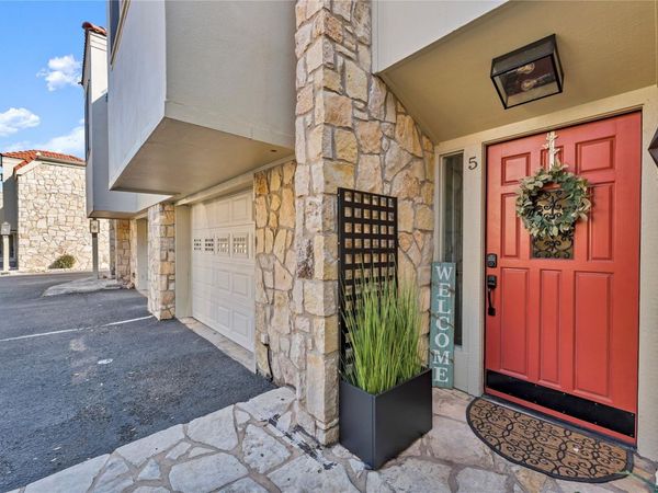 200 Free Rein , Unit 5, Horseshoe Bay, TX 78657