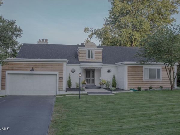2148 Emkay Drive, Ottawa Hills, OH 43606