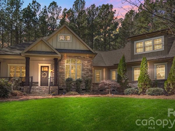 170 Silver Falls Drive , Troutman, NC 28166