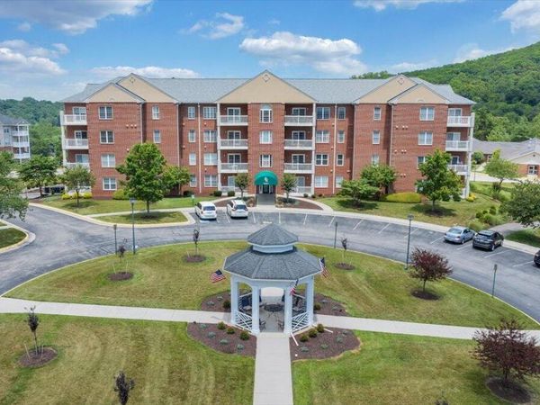 4444 Pheasant Ridge RD SW, Unit 405, Roanoke, VA 24014