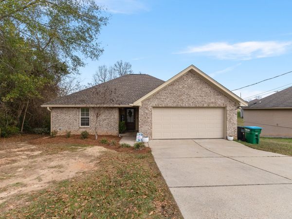 210 Collins Rd., Petal, MS 39465