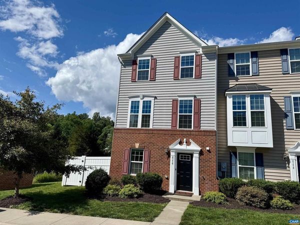 2176 WHISPERING HOLLOW LN, CHARLOTTESVILLE, VA 22911
