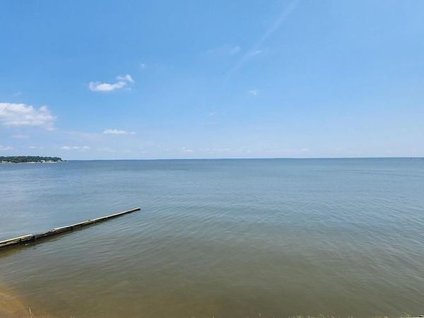 54 SHORE DR. , COLONIAL BEACH, VA 22443