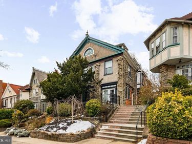 4320 SPRUCE STREET, PHILADELPHIA, PA 19104