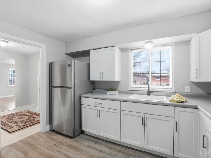 500 Schuyler Drive, Kettering, OH 45429 Photo 10