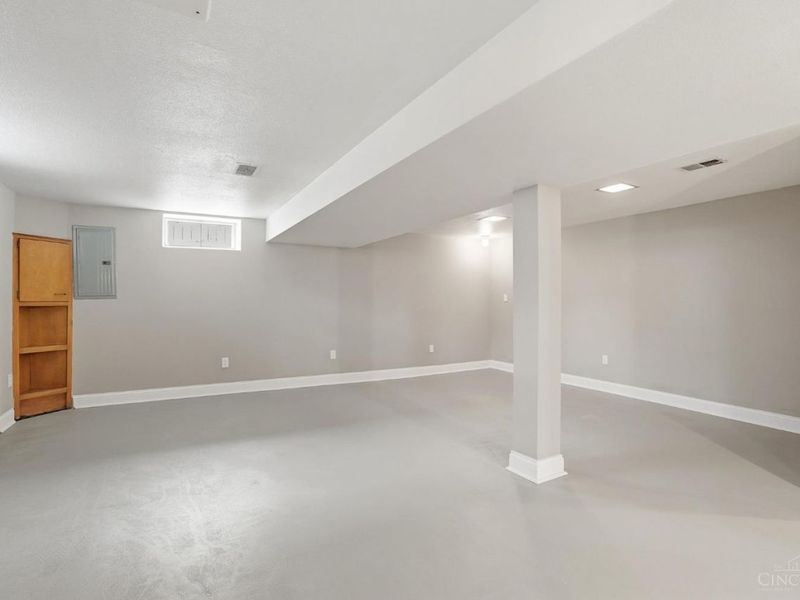 500 Schuyler Drive, Kettering, OH 45429 Photo 25