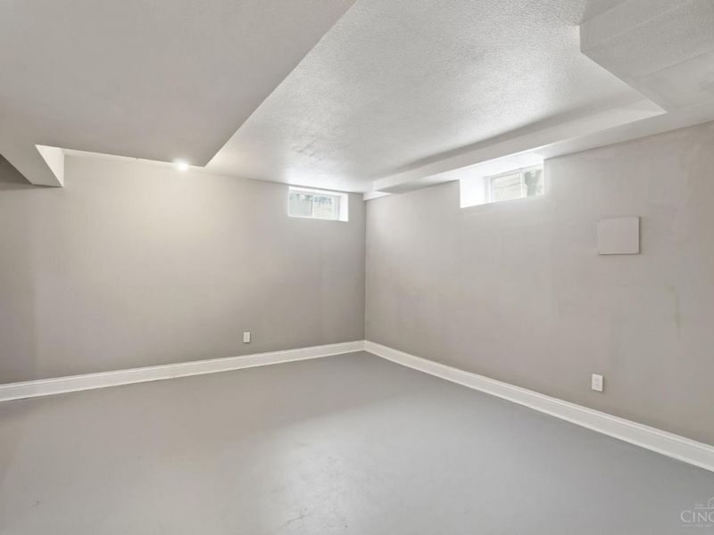 500 Schuyler Drive, Kettering, OH 45429 Photo 26