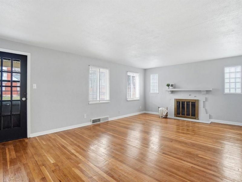 500 Schuyler Drive, Kettering, OH 45429 Photo 5