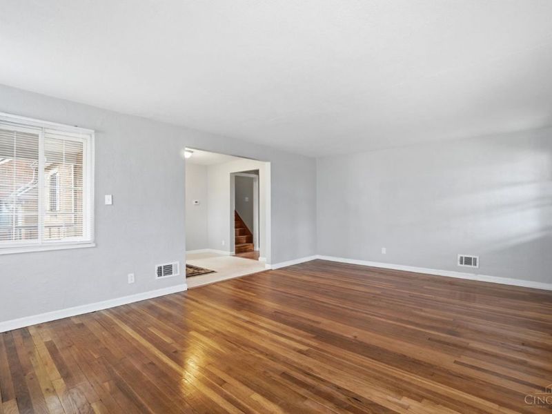 500 Schuyler Drive, Kettering, OH 45429 Photo 8