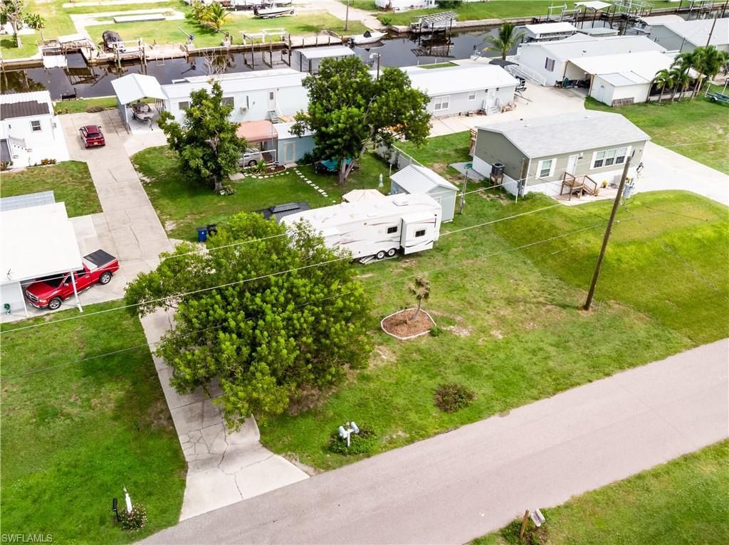 5008 Sandpiper Dr , Saint James City, FL 33956 Photo