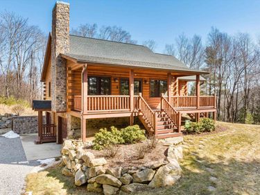 16252 CRABTREE FALLS HWY, VESUVIUS, VA 24483