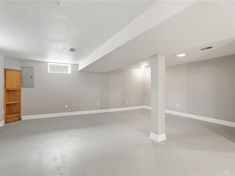 500 Schuyler Drive, Kettering, OH 45429 Photo 25