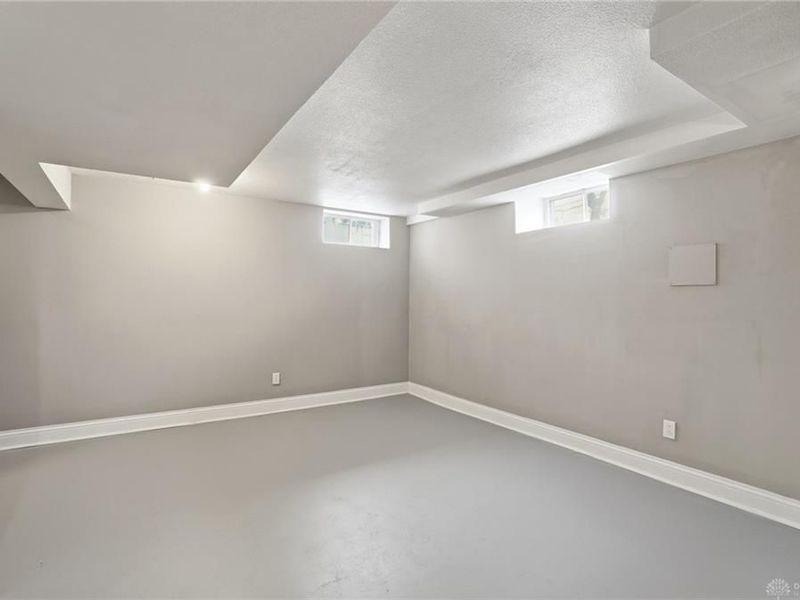 500 Schuyler Drive, Kettering, OH 45429 Photo 26