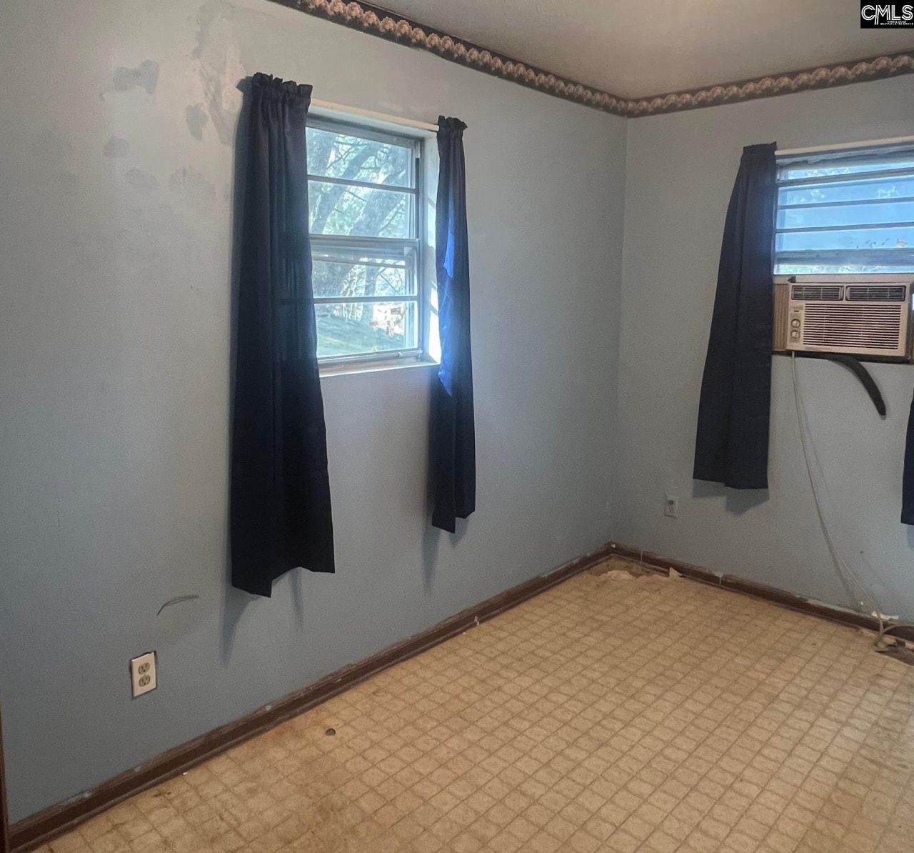 215 Doby St. Photo 23