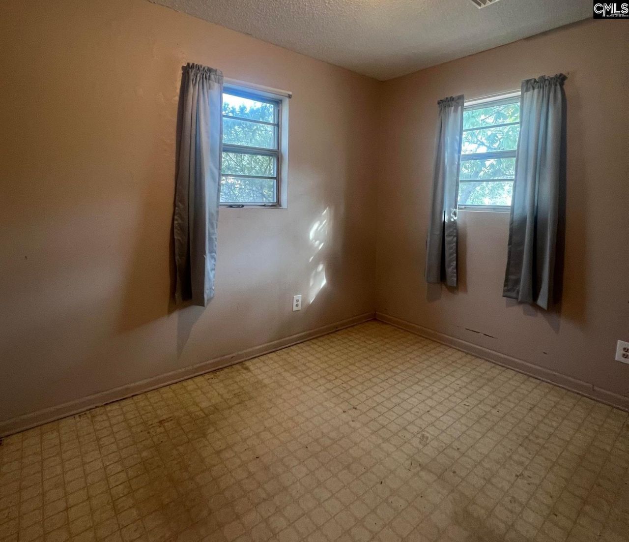 215 Doby St. Photo 33