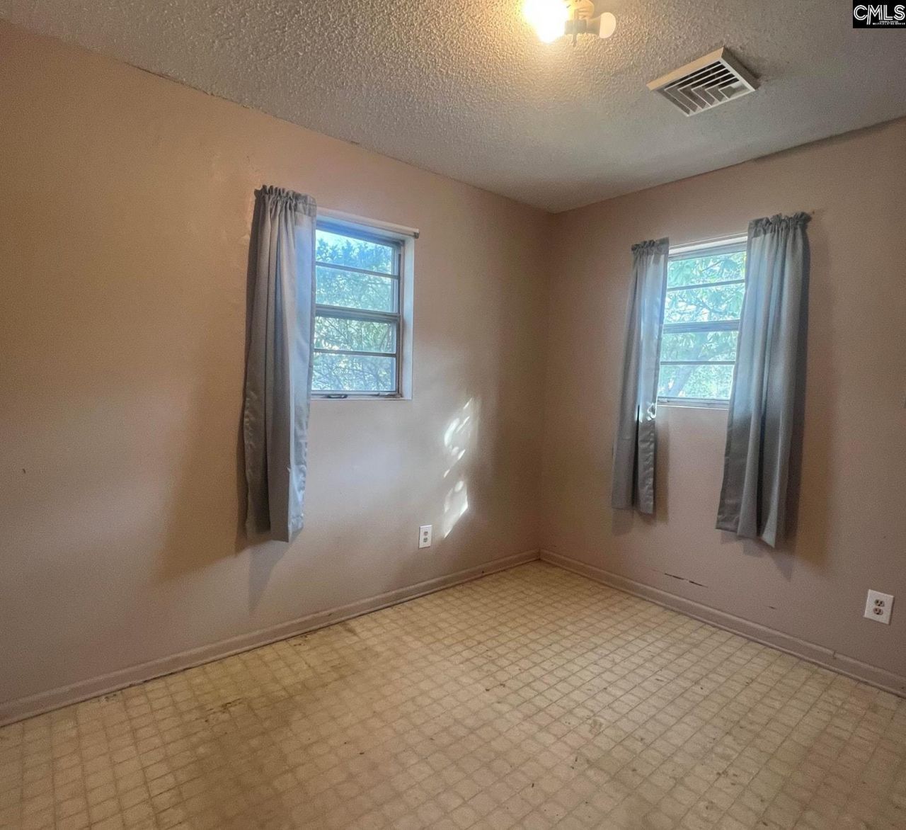 215 Doby St. Photo 35