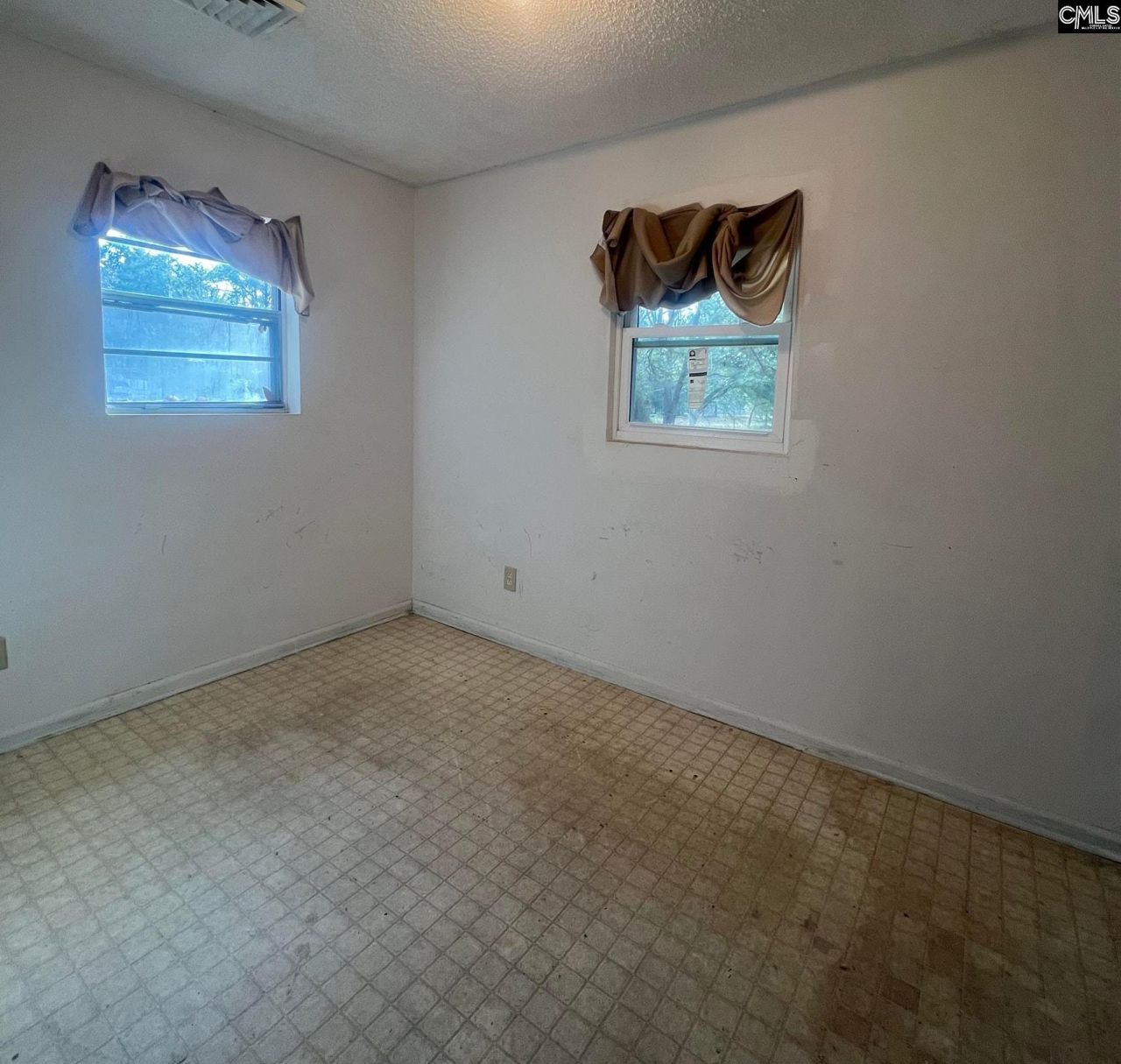 215 Doby St. Photo 36