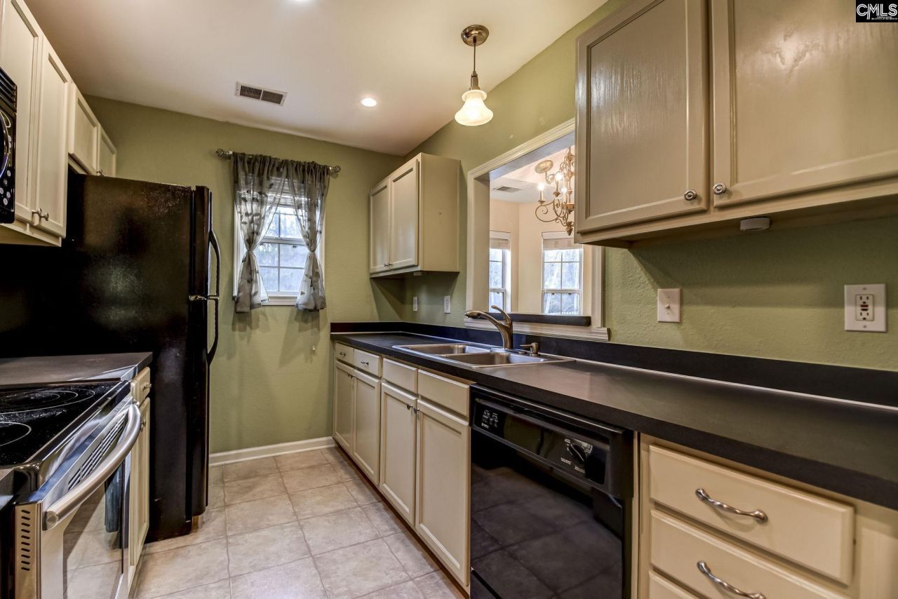 301 Baltica Lane  Photo 15